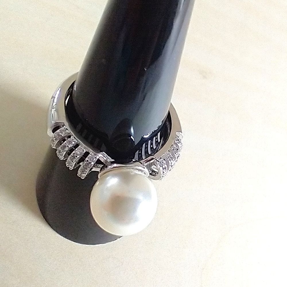 Shell Pearl & Faux Diamond Ring In Sterling Silver